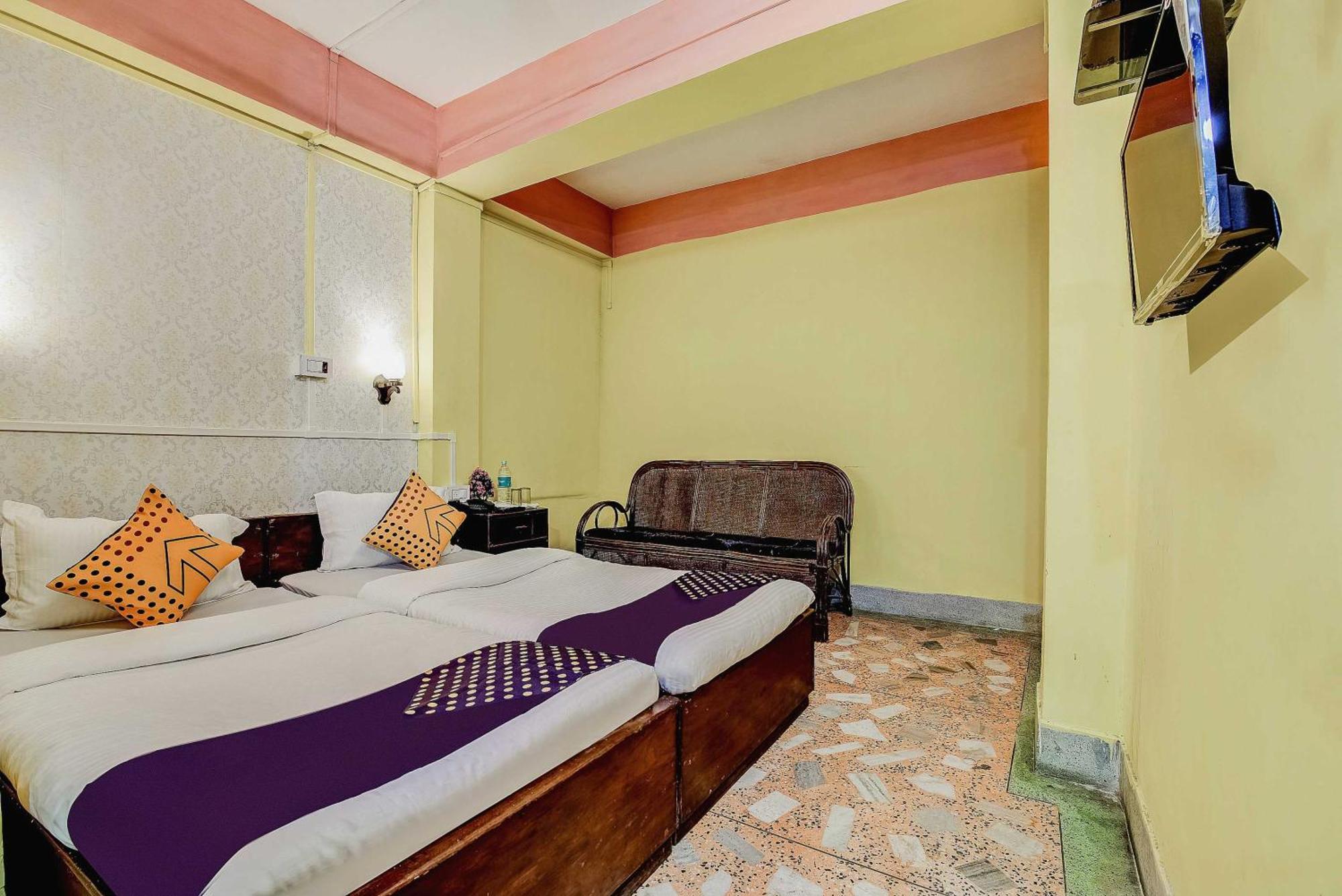 Spot On Durba 2 Hotel Tezpur Eksteriør billede