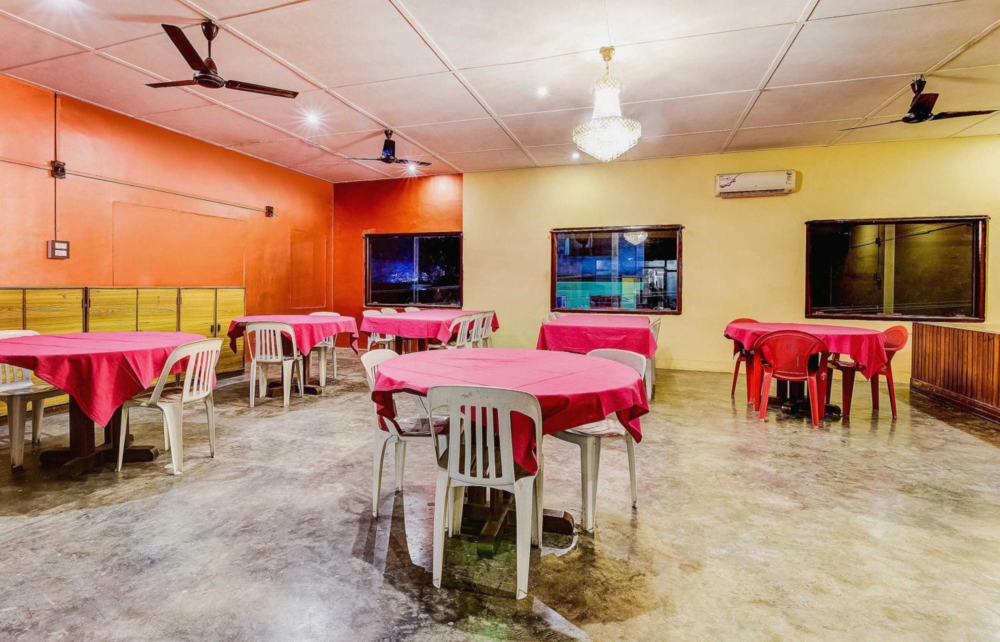 Spot On Durba 2 Hotel Tezpur Eksteriør billede